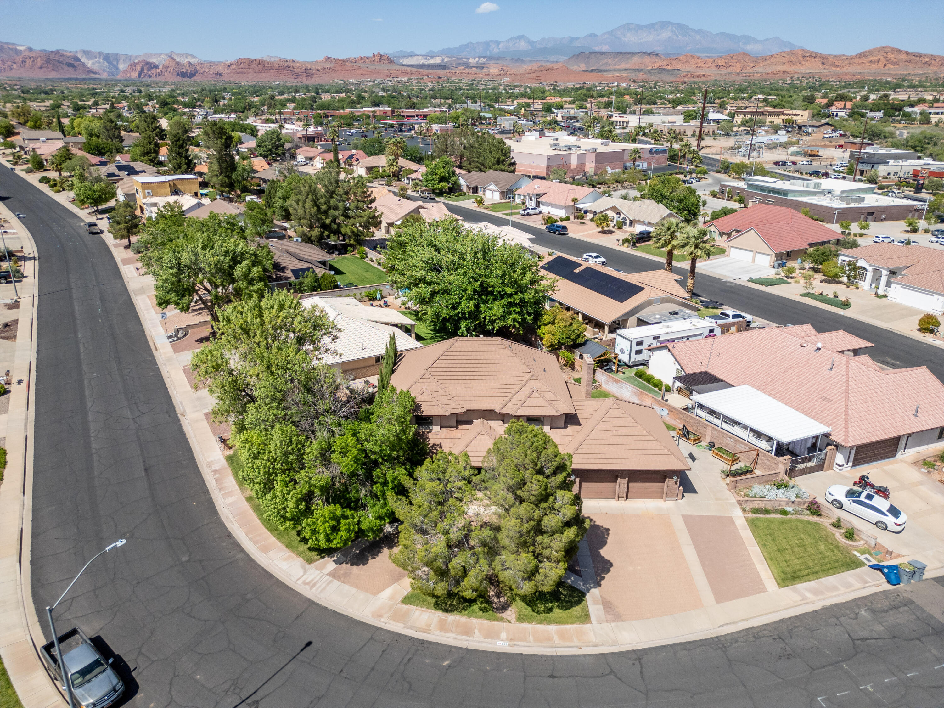 SUNSET PLATEAU - Residential