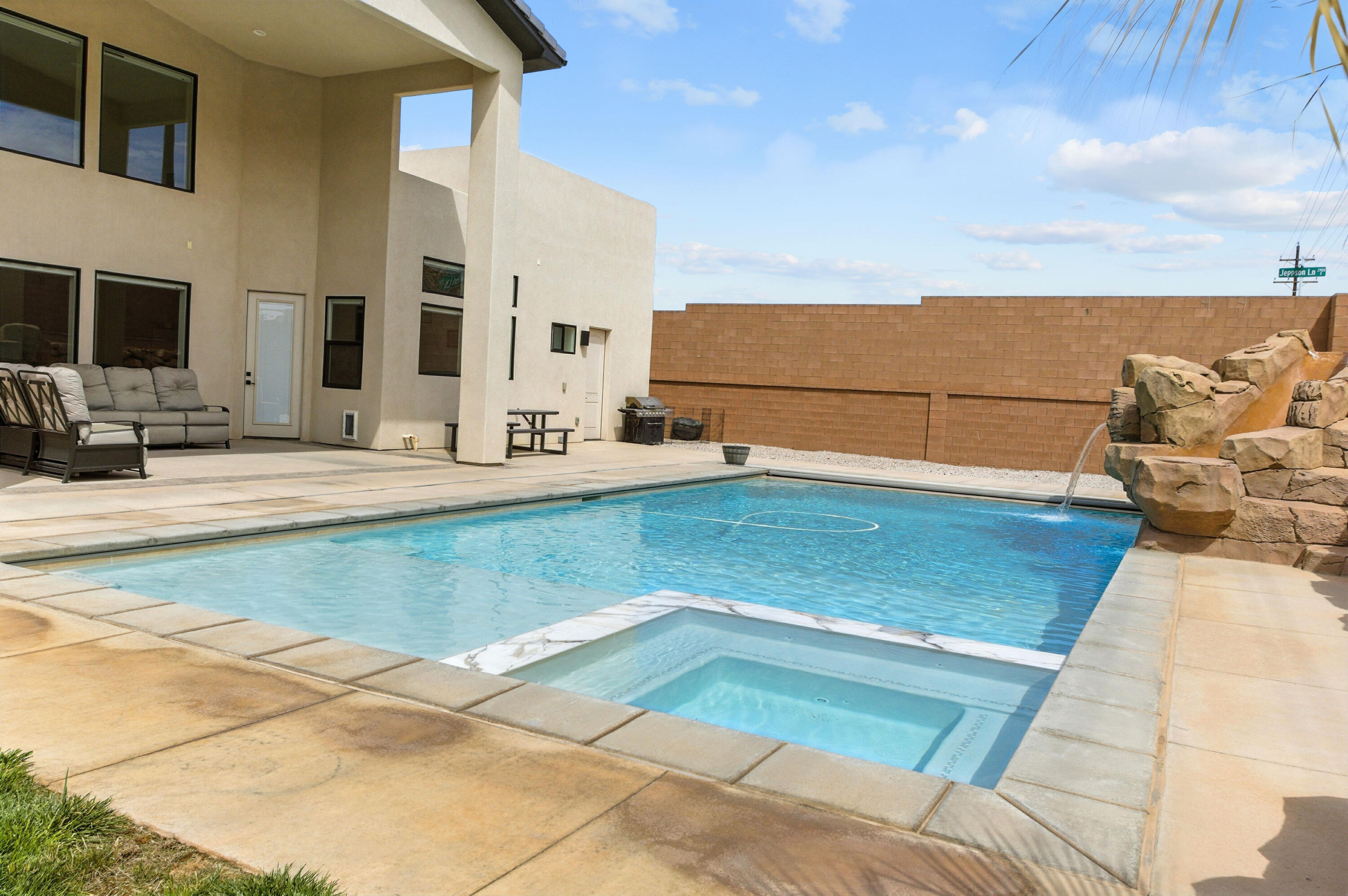 ANCESTOR ESTATES - Residential