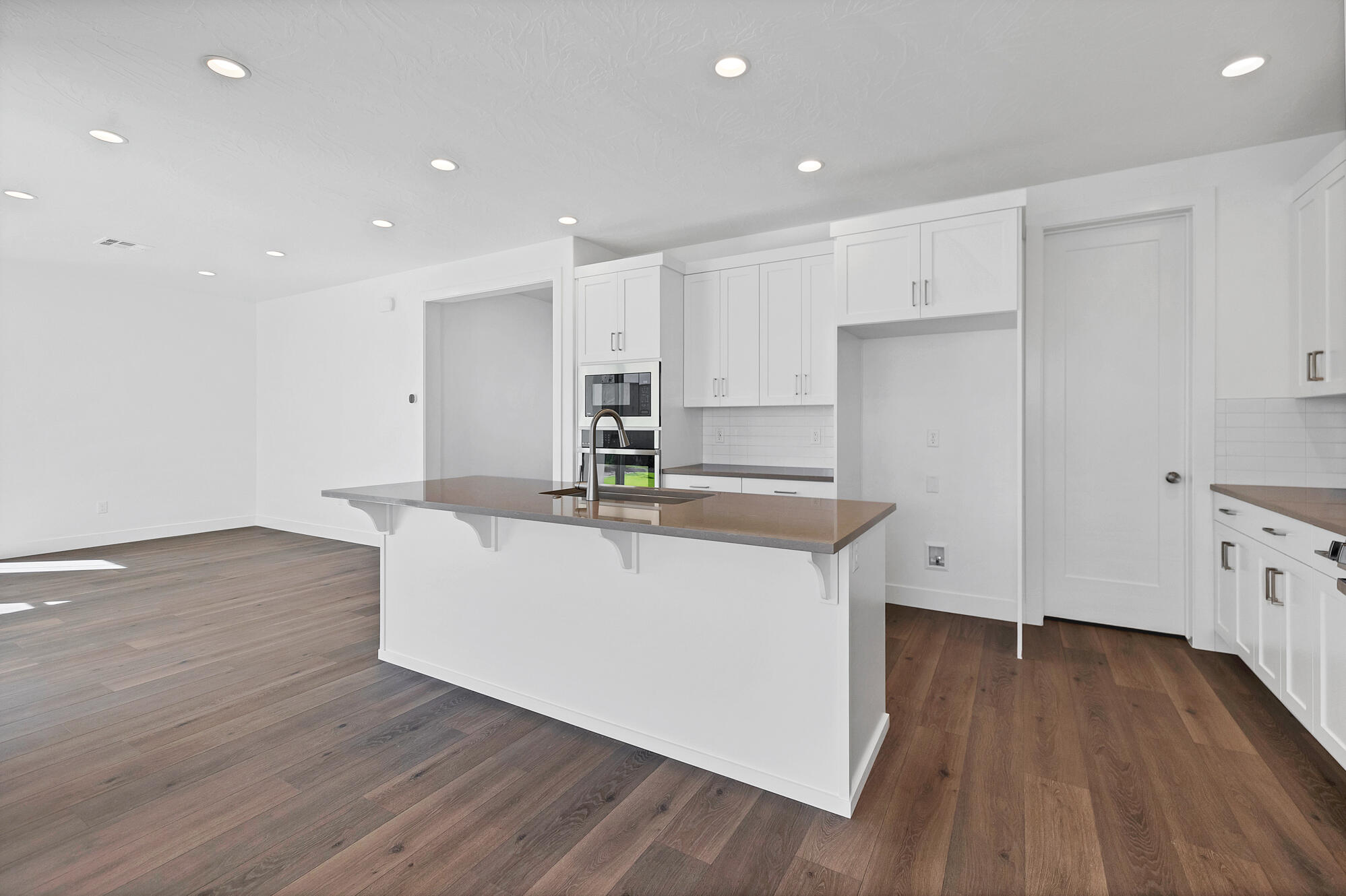 AVENIDAS AT HIDDEN VALLEY - Residential