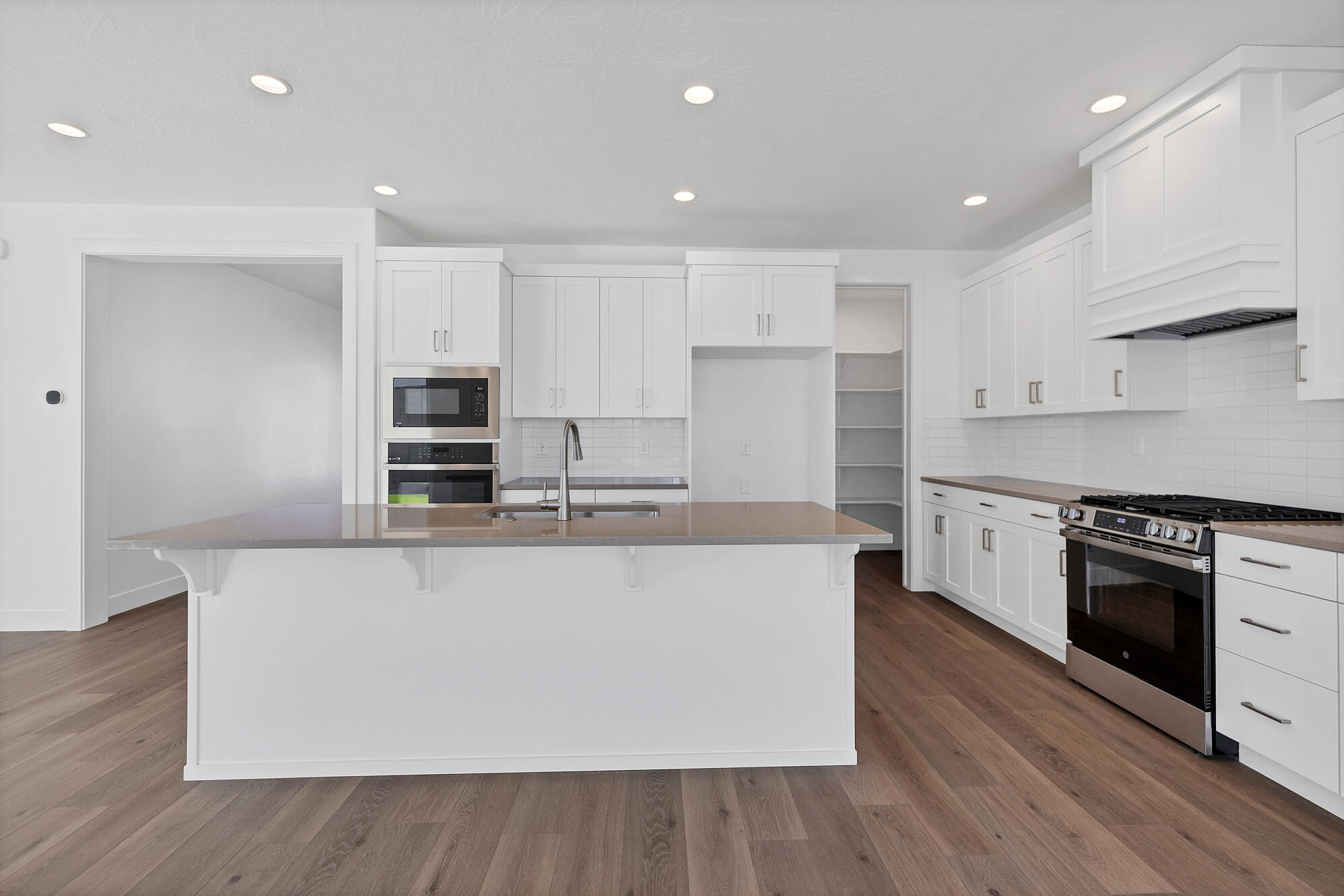 AVENIDAS AT HIDDEN VALLEY - Residential