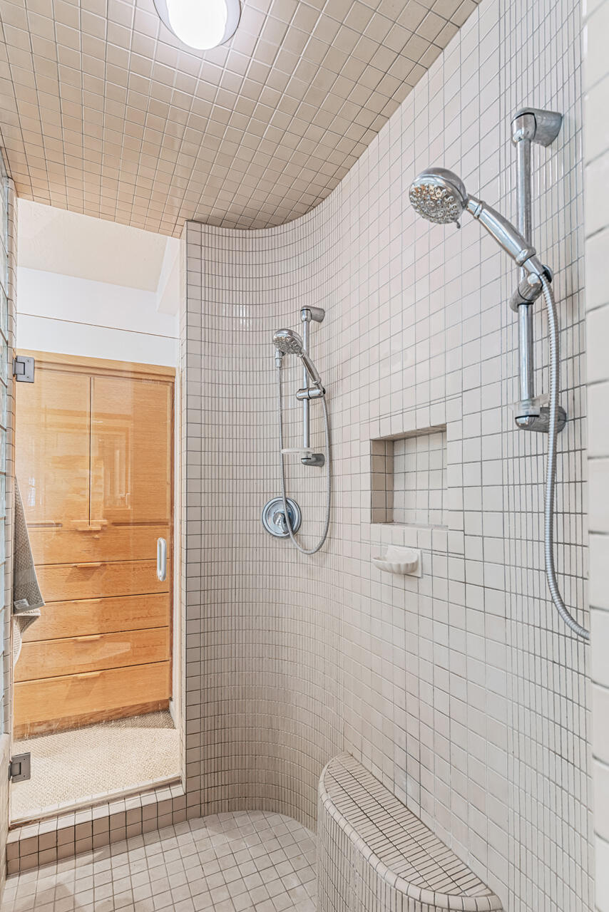 BLOOMINGTON COUNTRY CLUB - Residential