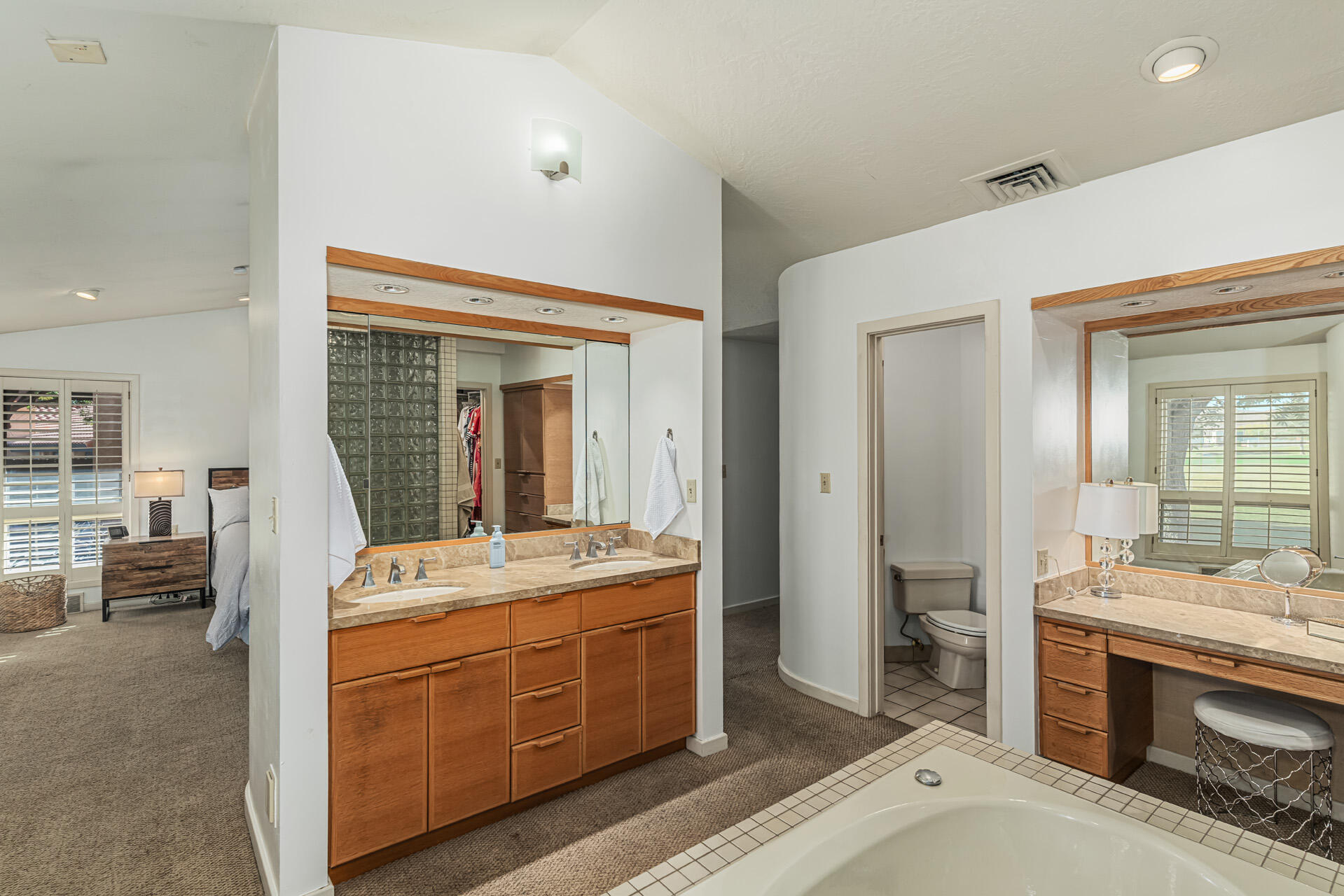 BLOOMINGTON COUNTRY CLUB - Residential