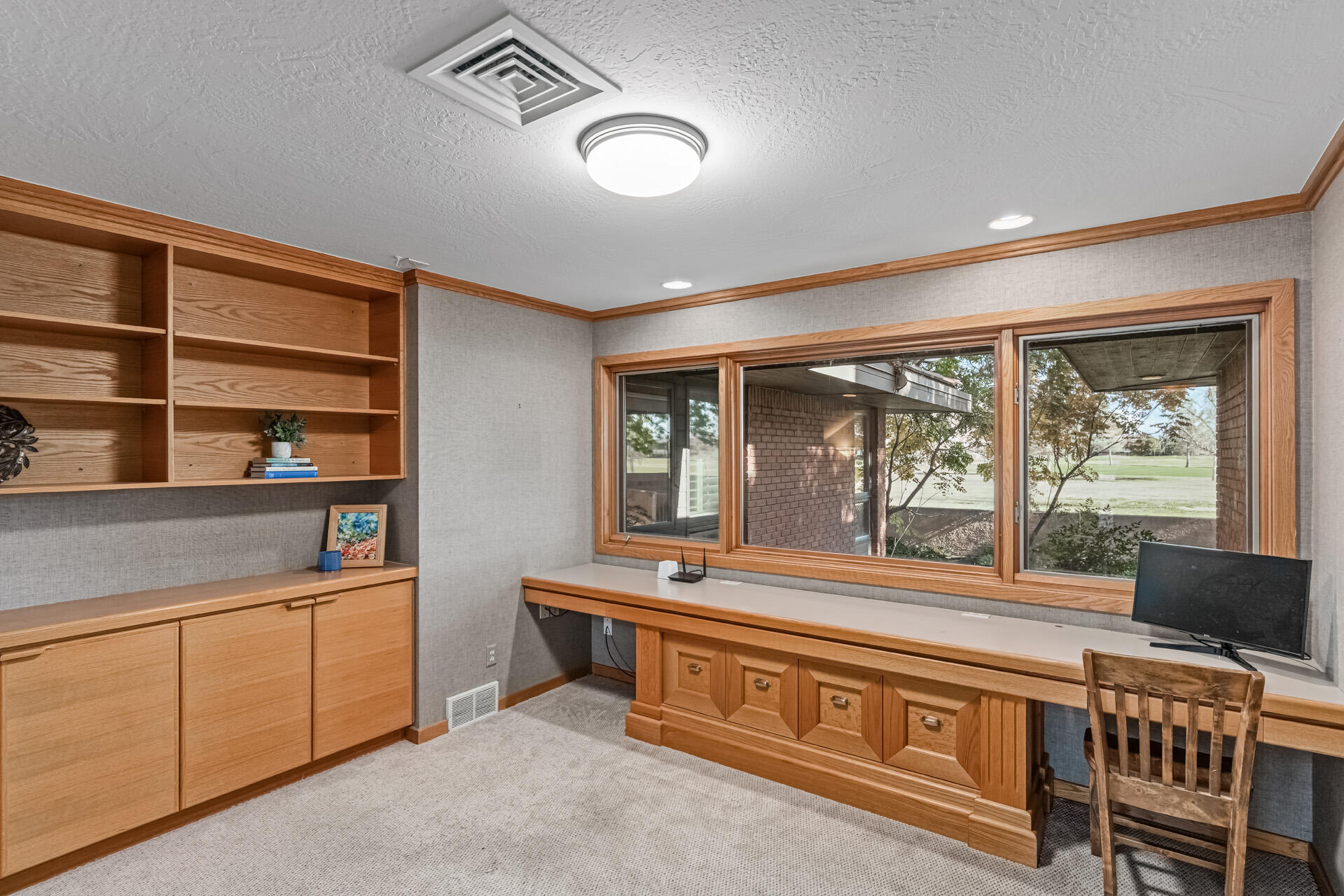 BLOOMINGTON COUNTRY CLUB - Residential