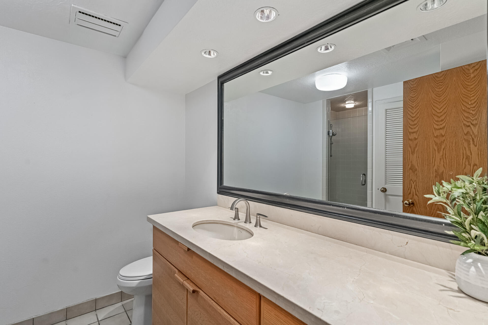 BLOOMINGTON COUNTRY CLUB - Residential