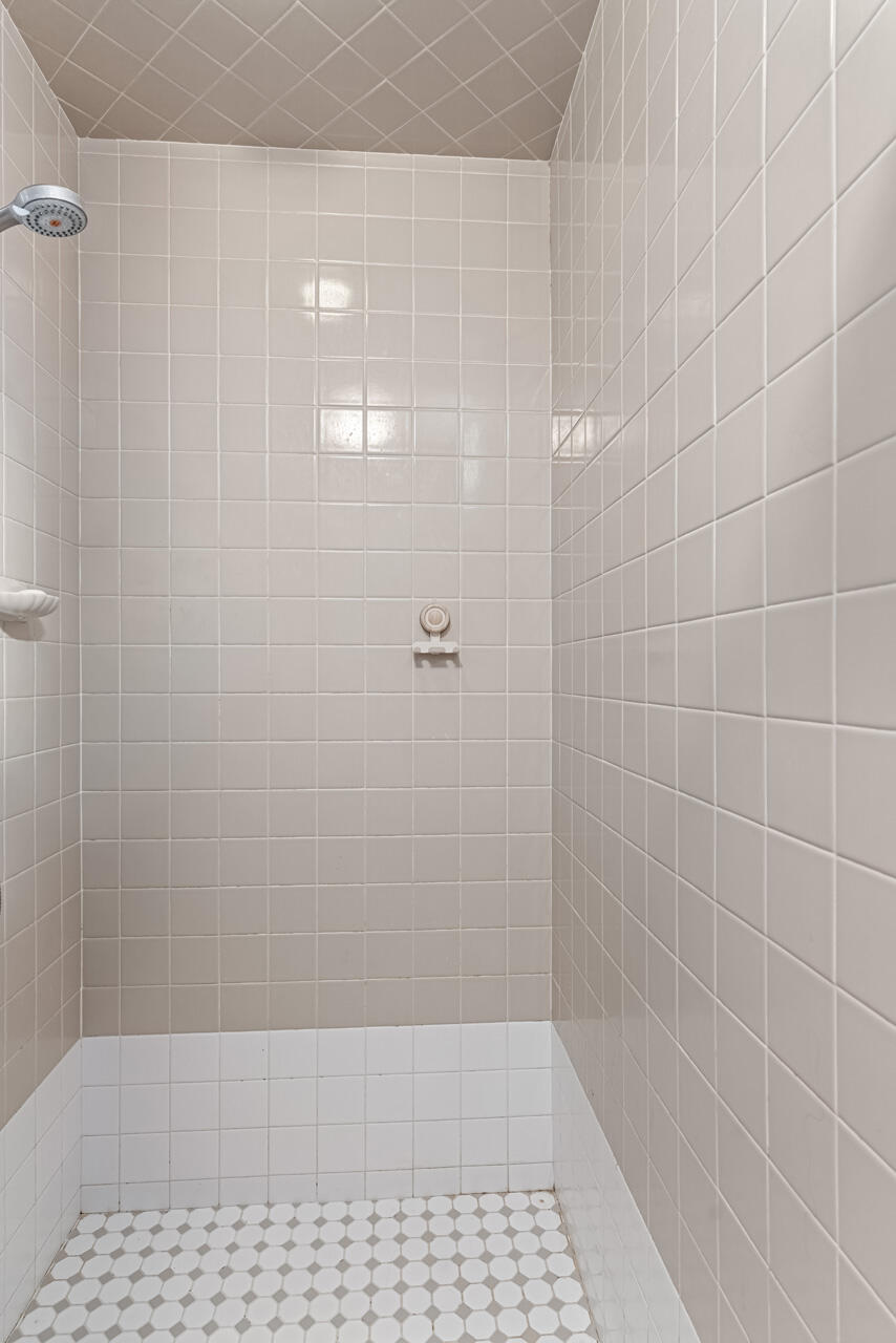 BLOOMINGTON COUNTRY CLUB - Residential