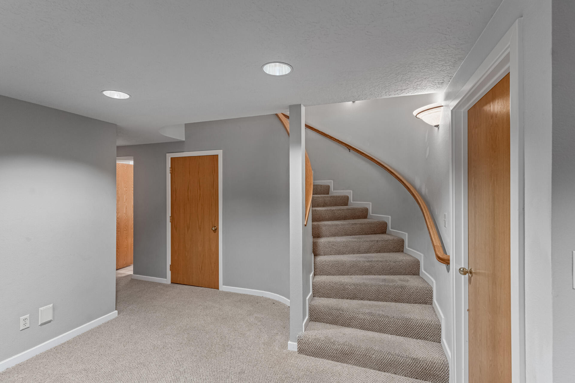 BLOOMINGTON COUNTRY CLUB - Residential