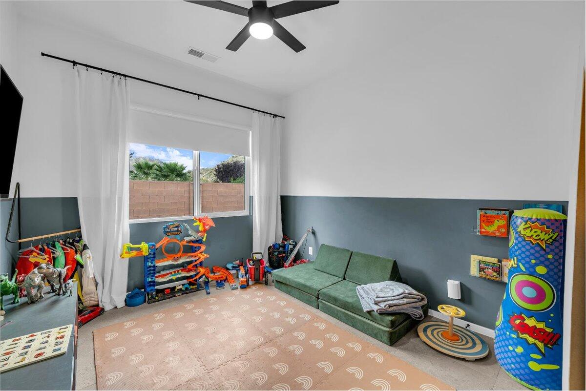 HERITAGE COVE - Residential