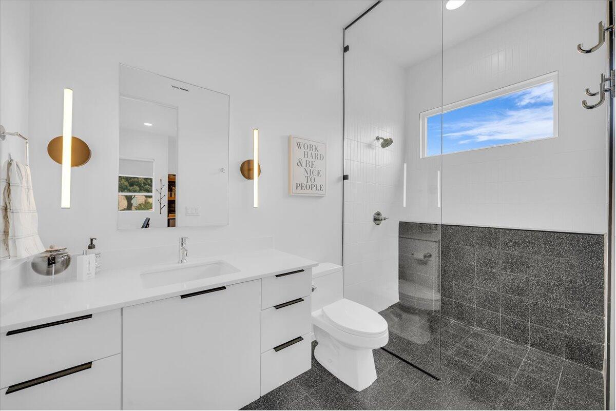 HERITAGE COVE - Residential