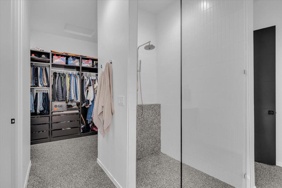 HERITAGE COVE - Residential