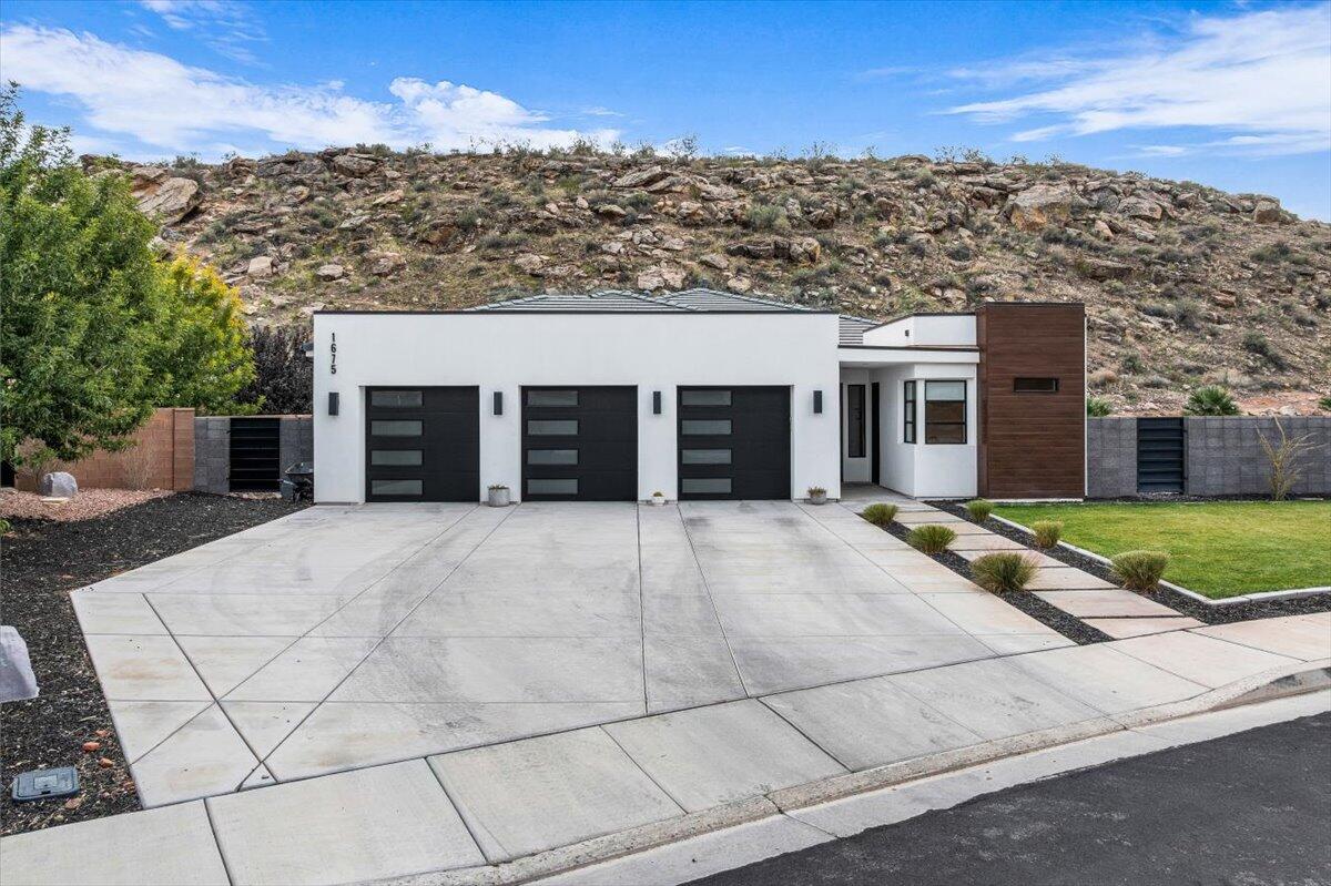 HERITAGE COVE - Residential