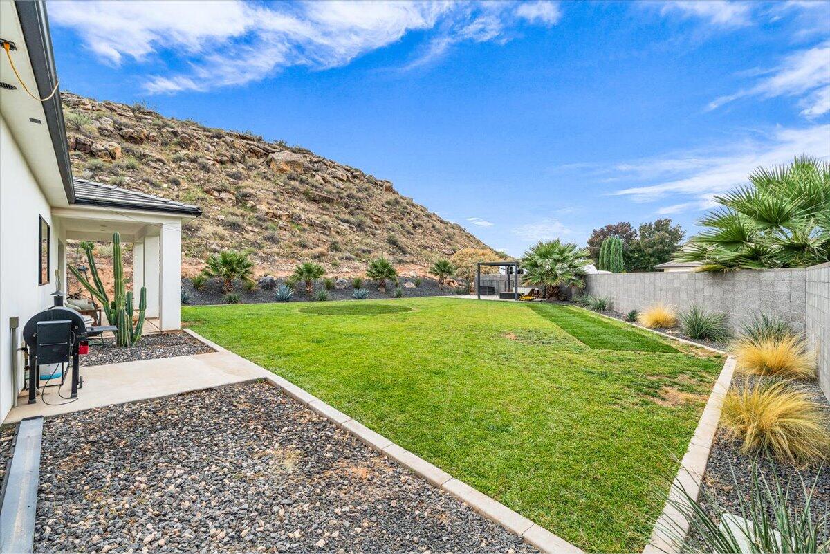 HERITAGE COVE - Residential