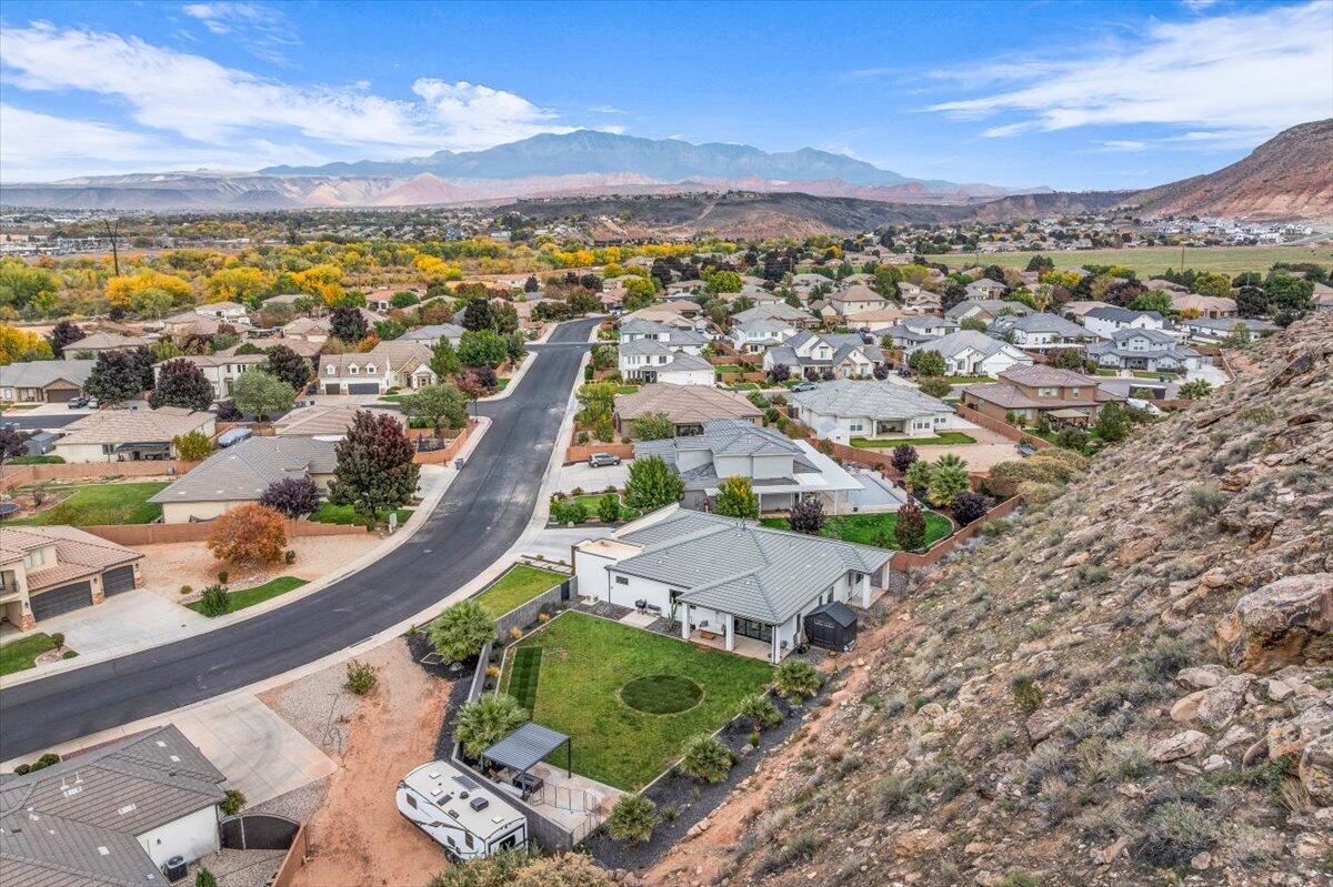 HERITAGE COVE - Residential