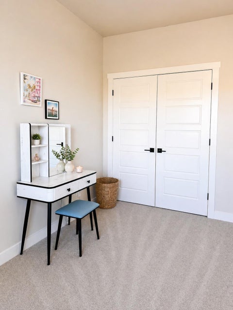 Tiny photo for 2999 Woodrow LN, Washington, UT 84780 (MLS # 26-276744)