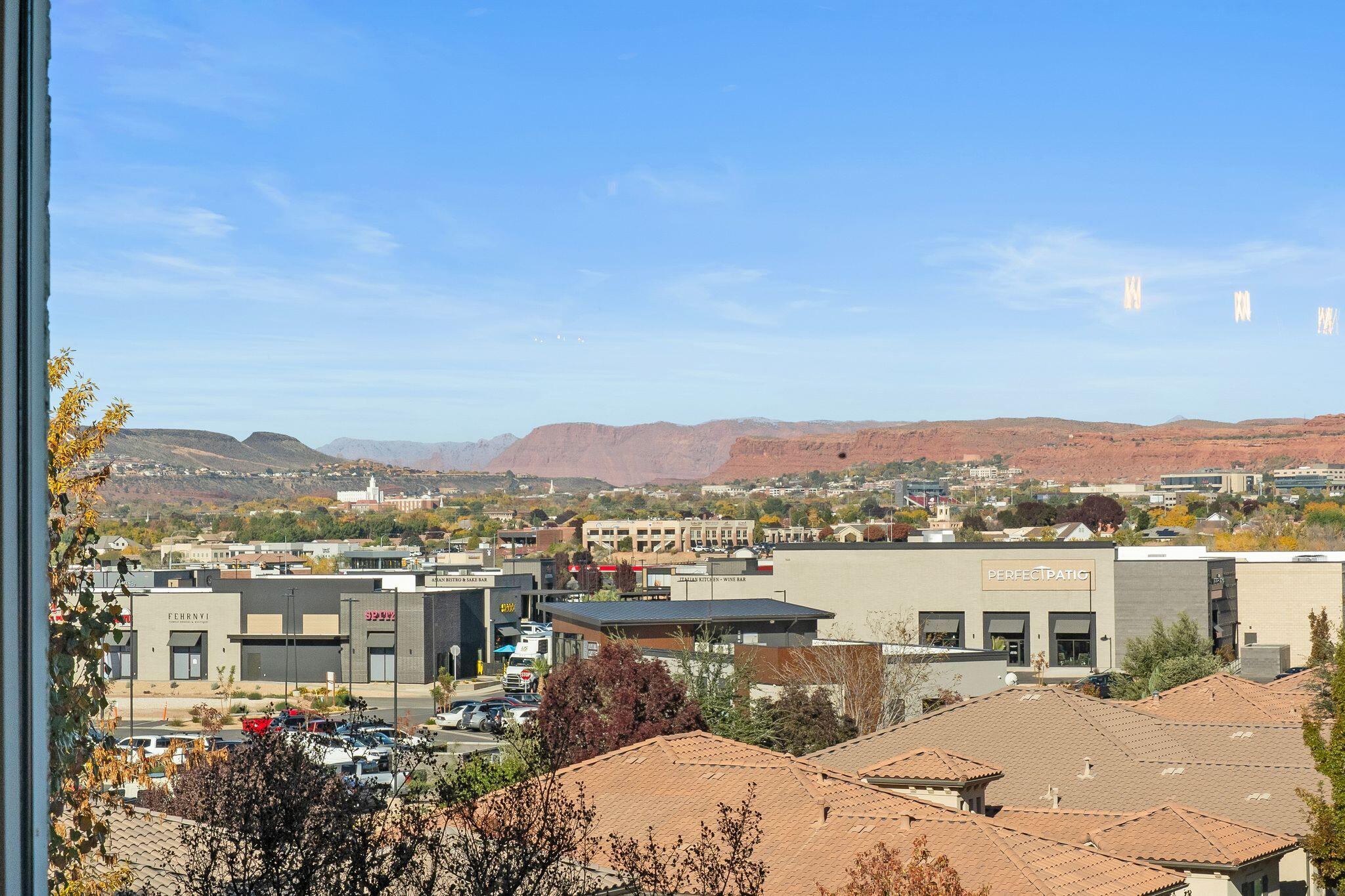 BOULDERS - Residential