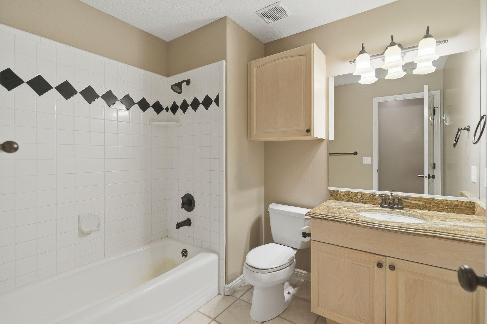 BOULDERS - Residential