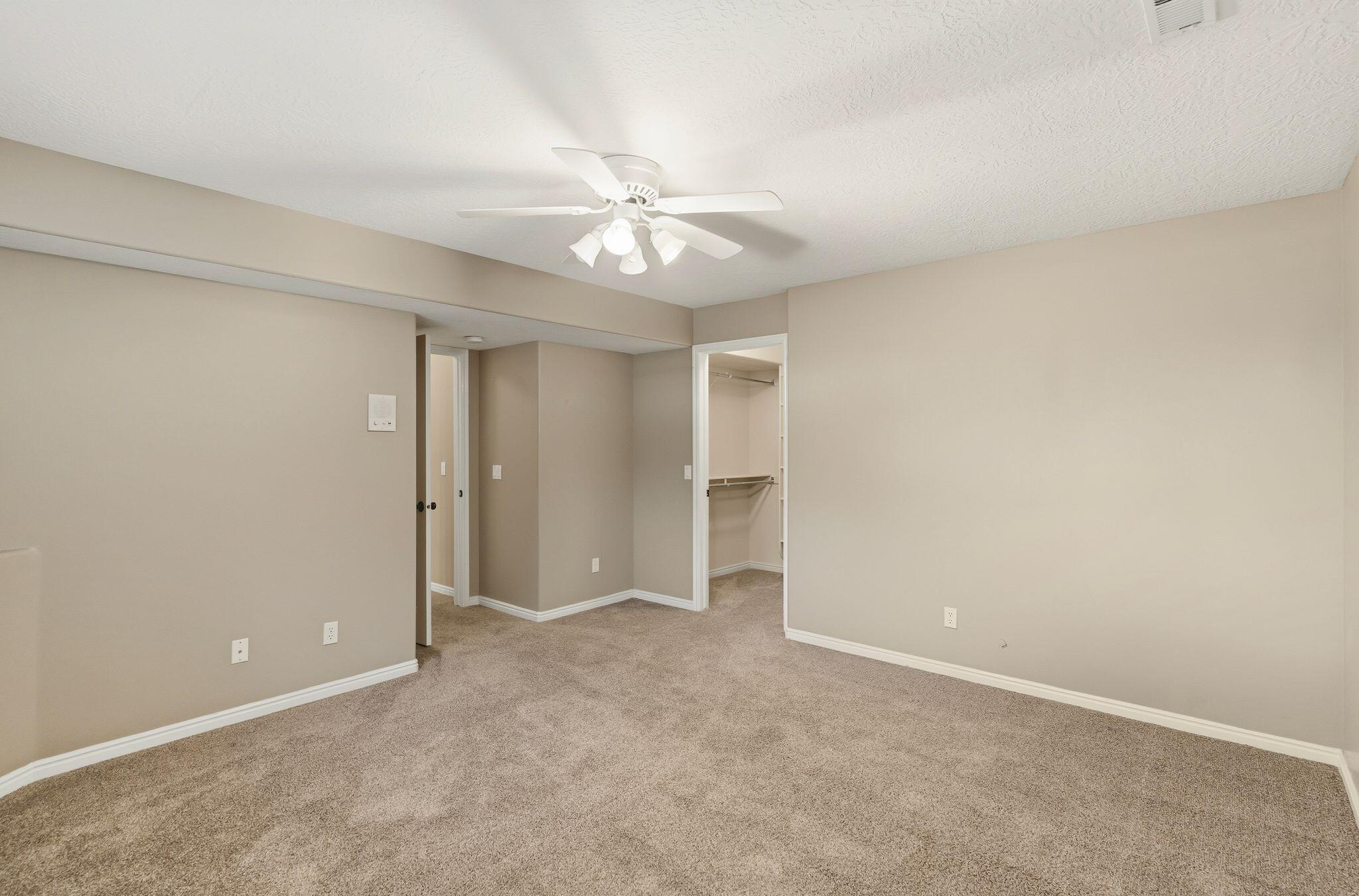 BOULDERS - Residential