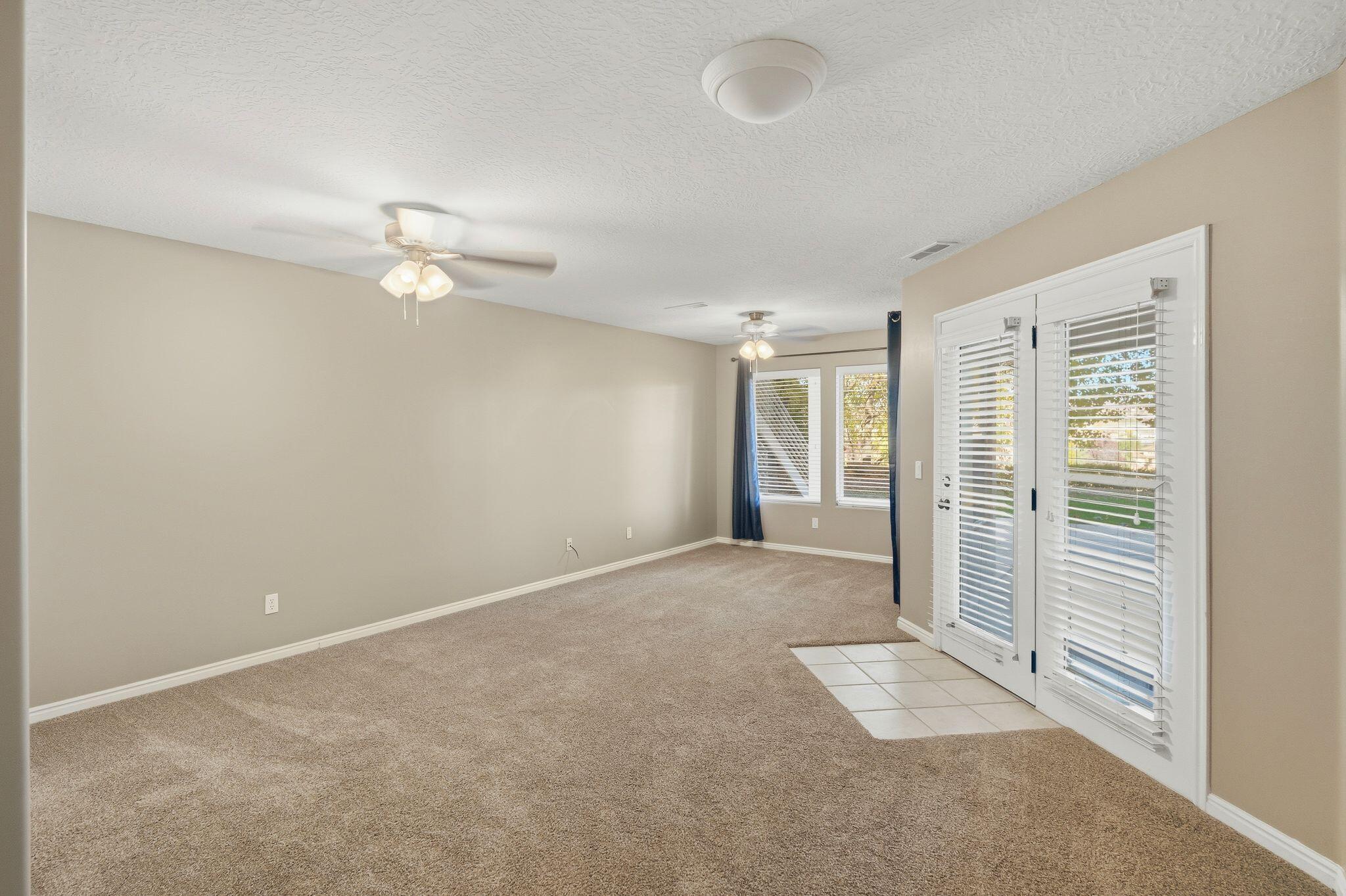 BOULDERS - Residential