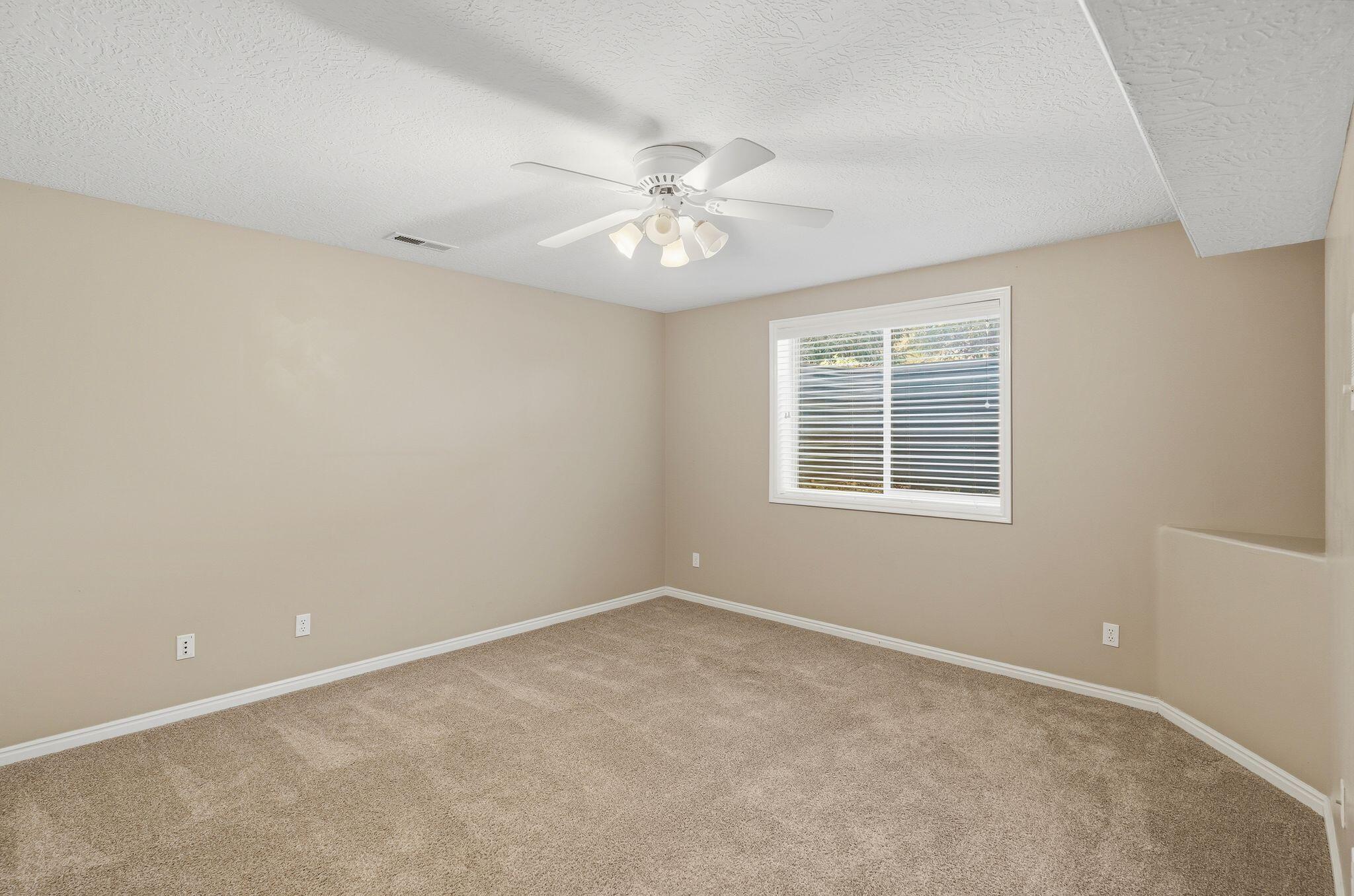 BOULDERS - Residential