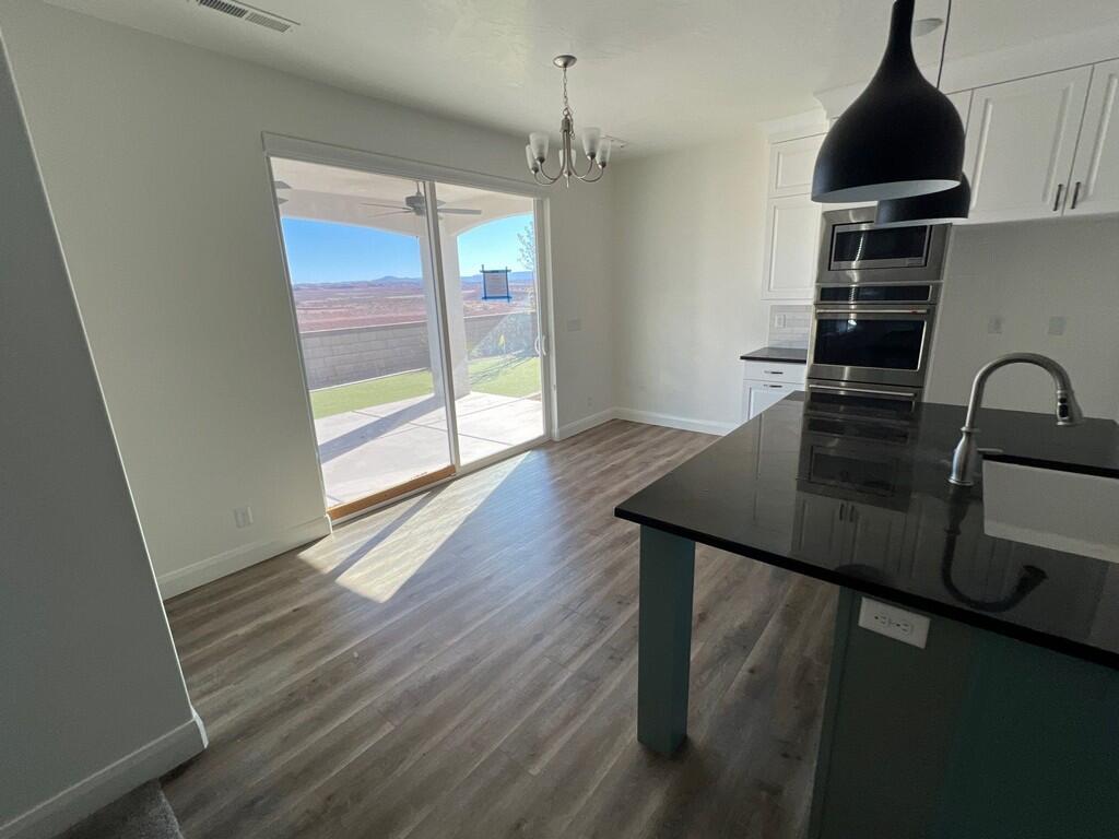 DESERT COLOR COMM - Residential