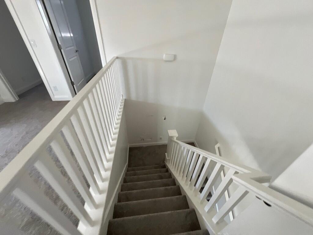 DESERT COLOR COMM - Residential