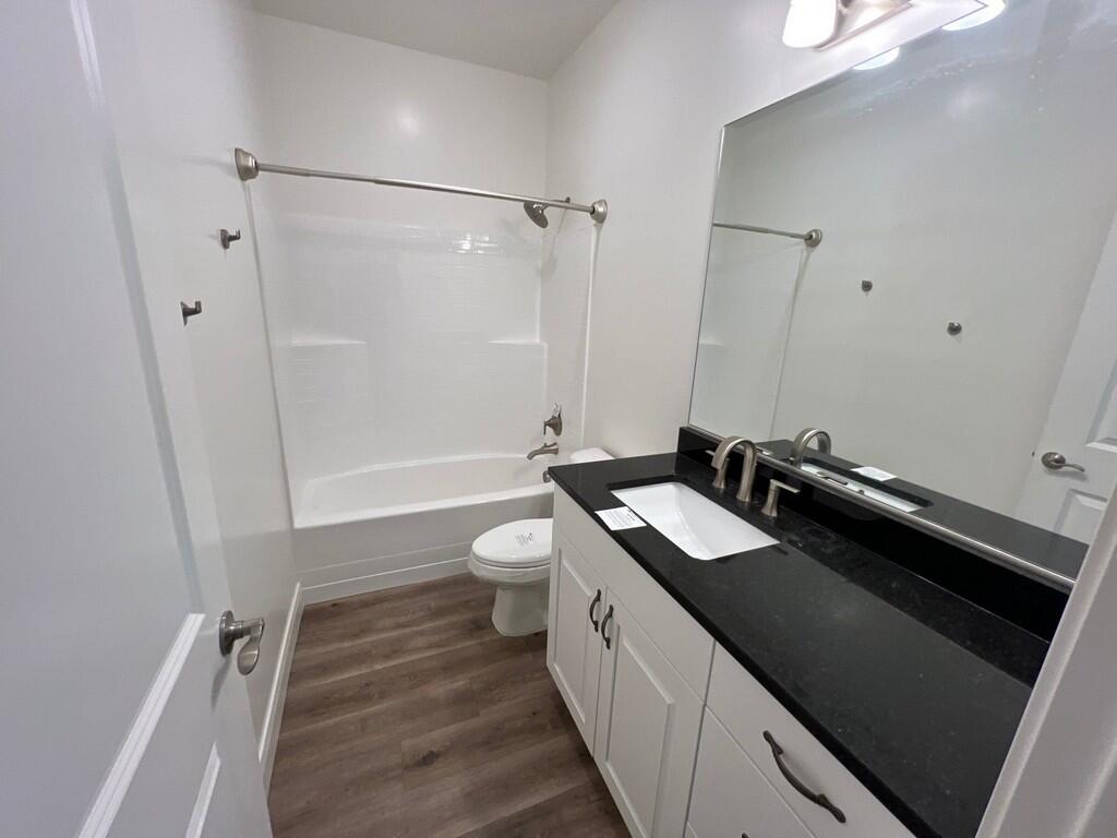 DESERT COLOR COMM - Residential