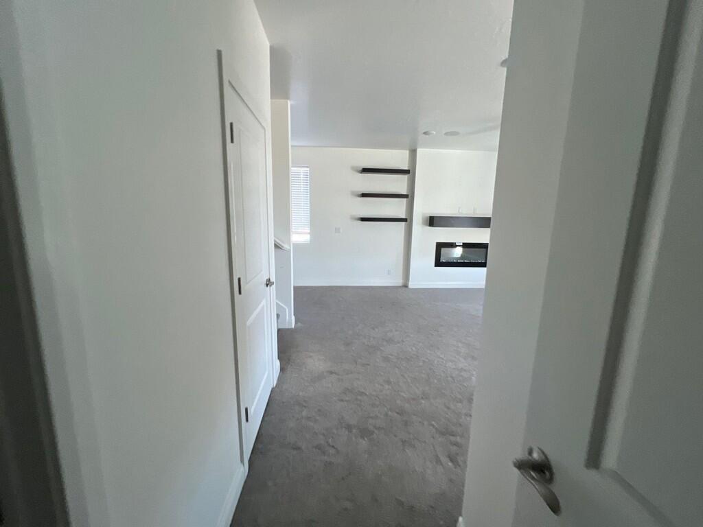 DESERT COLOR COMM - Residential