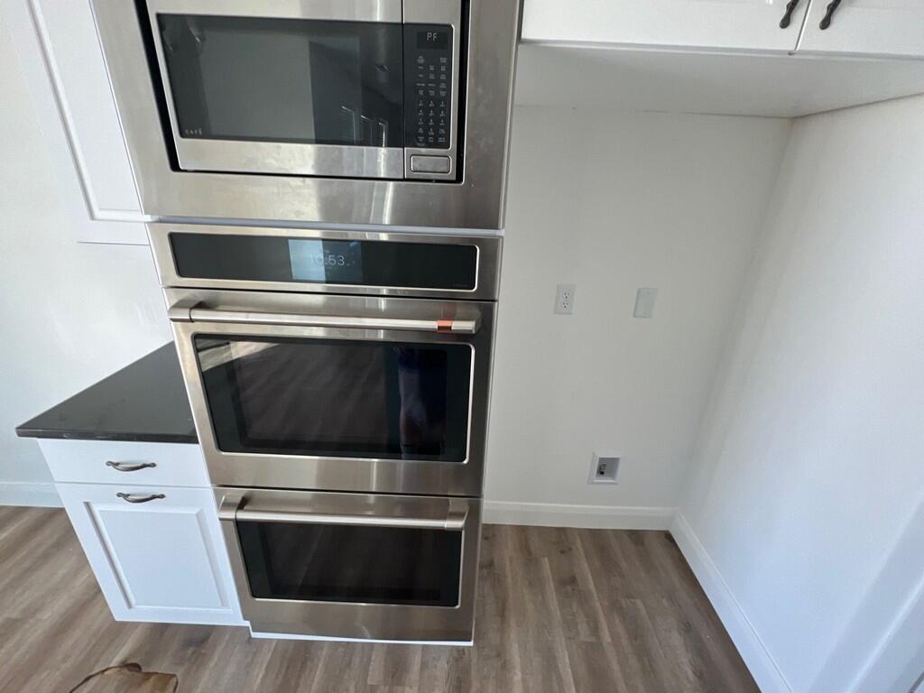 DESERT COLOR COMM - Residential