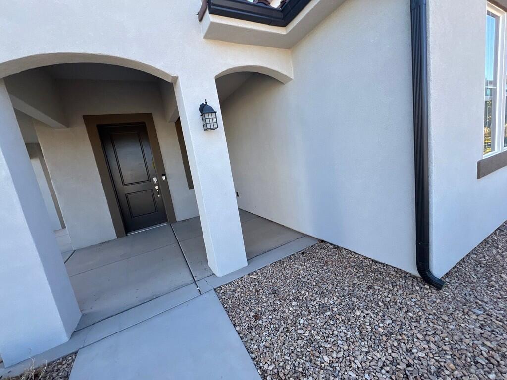 DESERT COLOR COMM - Residential