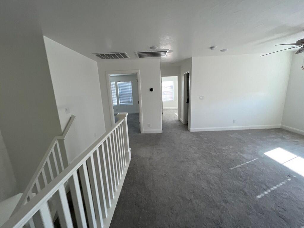 DESERT COLOR COMM - Residential