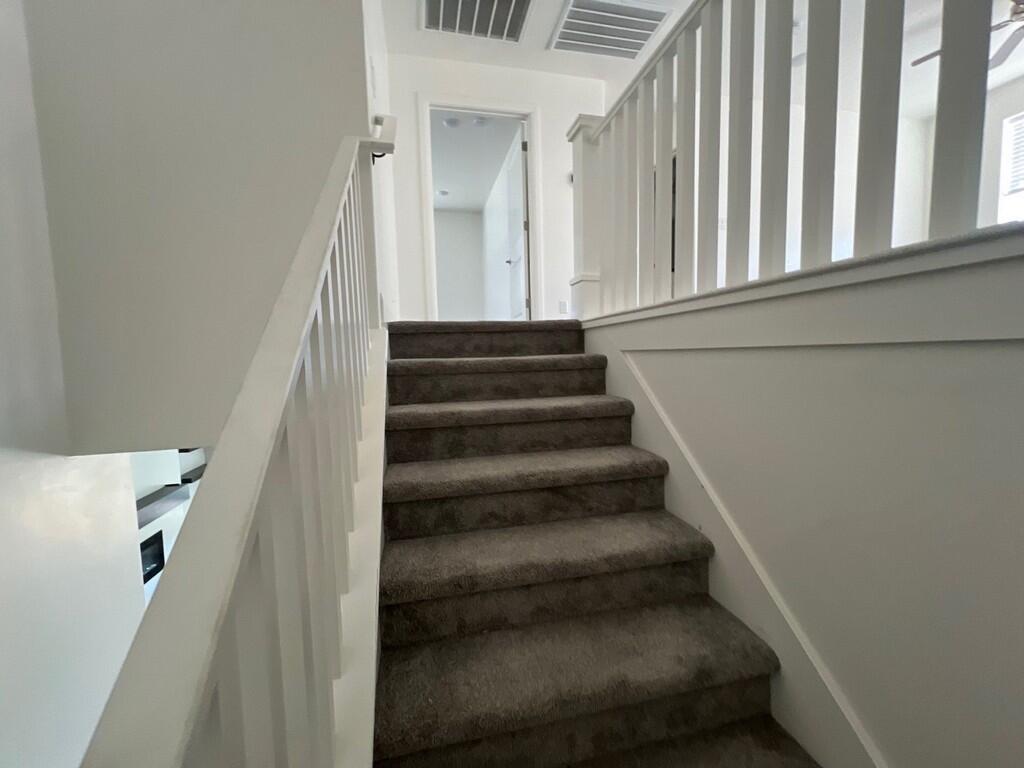 DESERT COLOR COMM - Residential