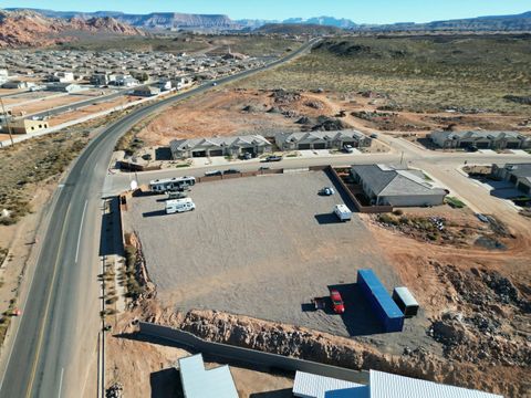 Tiny photo for 3091 W 550 N, Hurricane, UT 84737 (MLS # 25-260649)