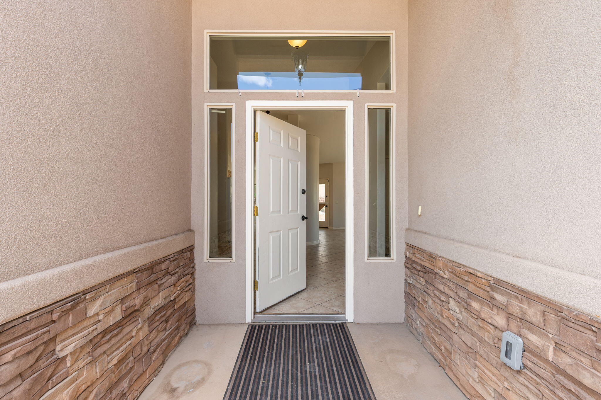 BLOOMINGTON HILLS - Residential