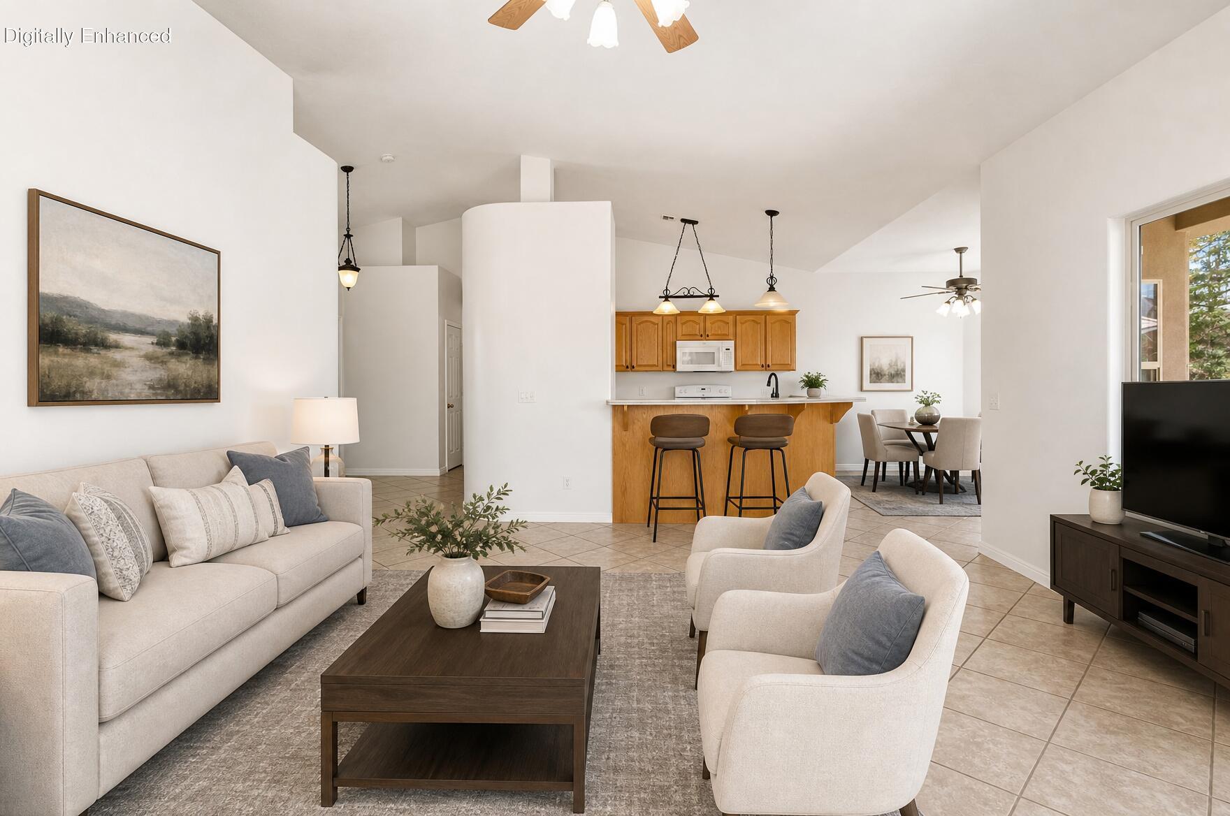 BLOOMINGTON HILLS - Residential