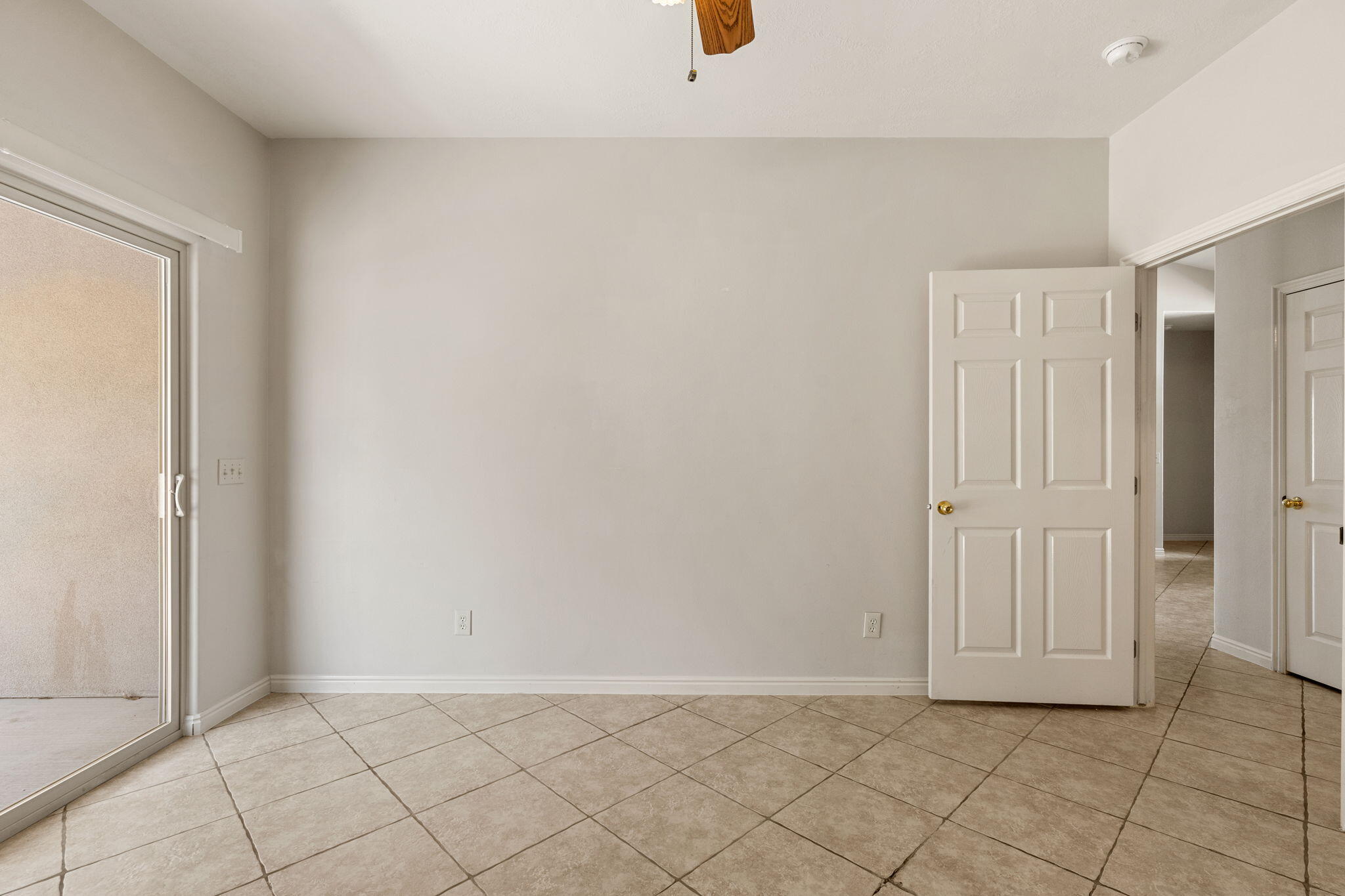 BLOOMINGTON HILLS - Residential