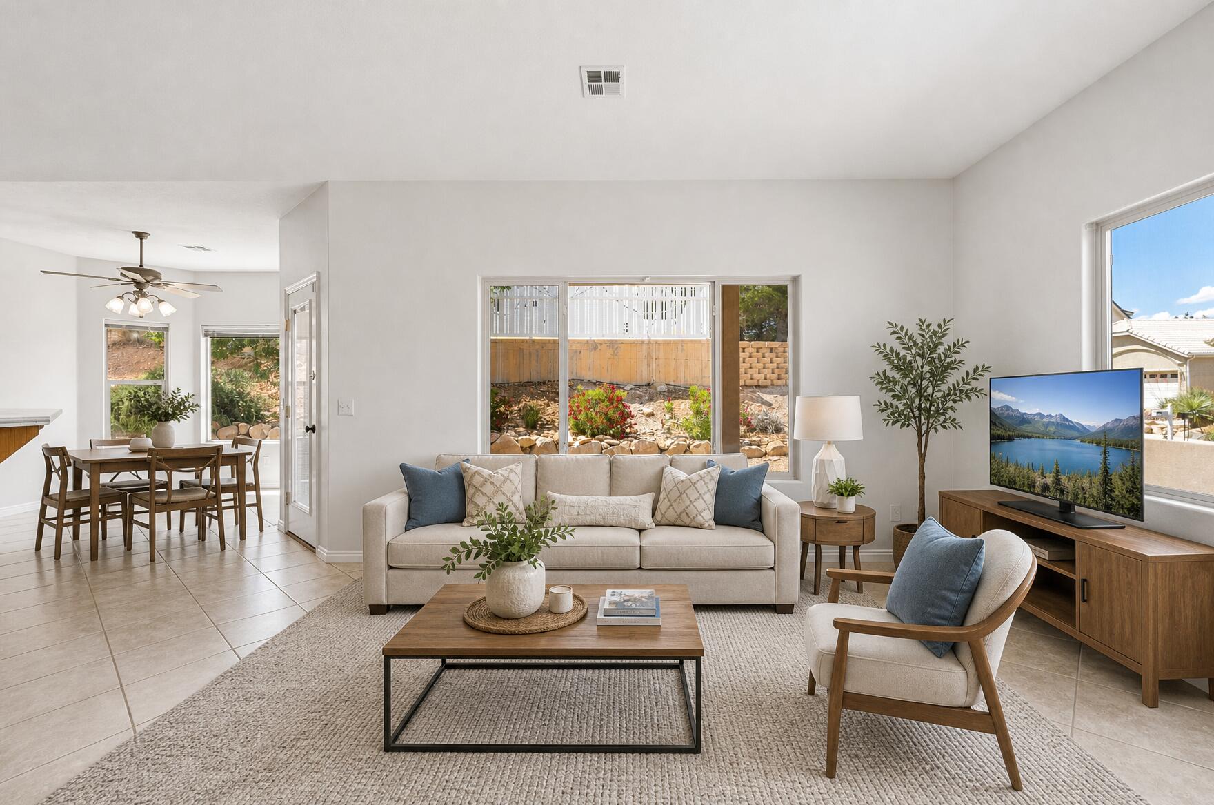 BLOOMINGTON HILLS - Residential