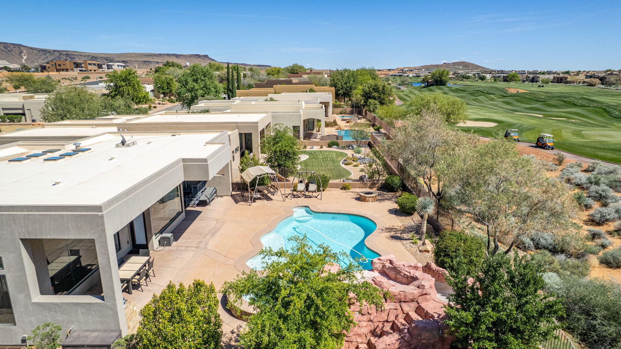 LEDGES OF ST GEORGE - Residential