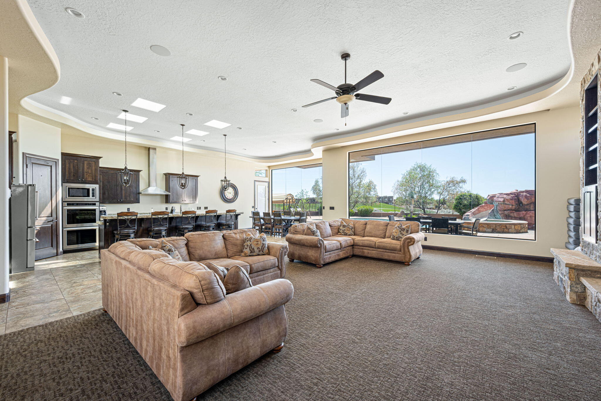 LEDGES OF ST GEORGE - Residential