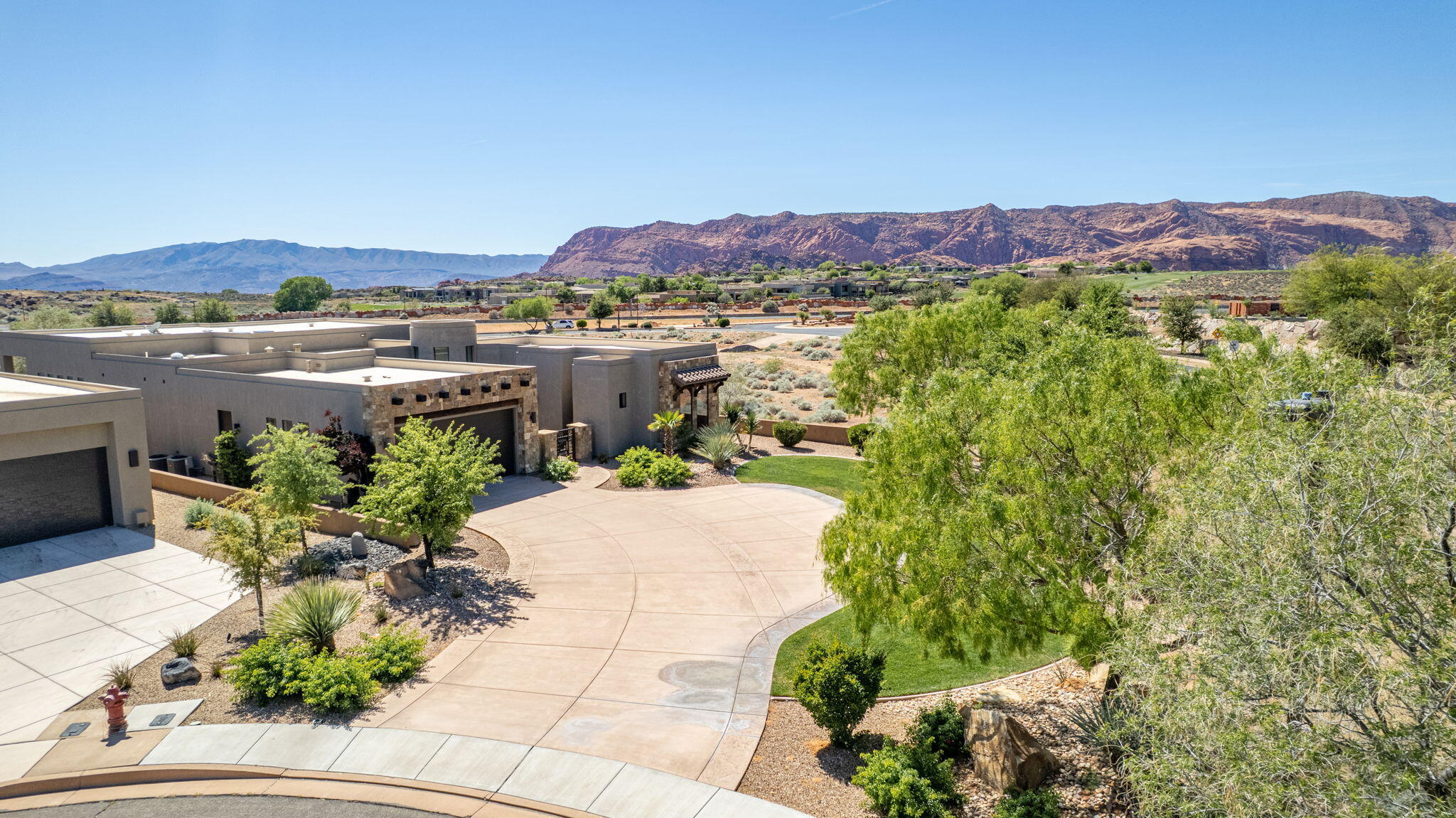 LEDGES OF ST GEORGE - Residential