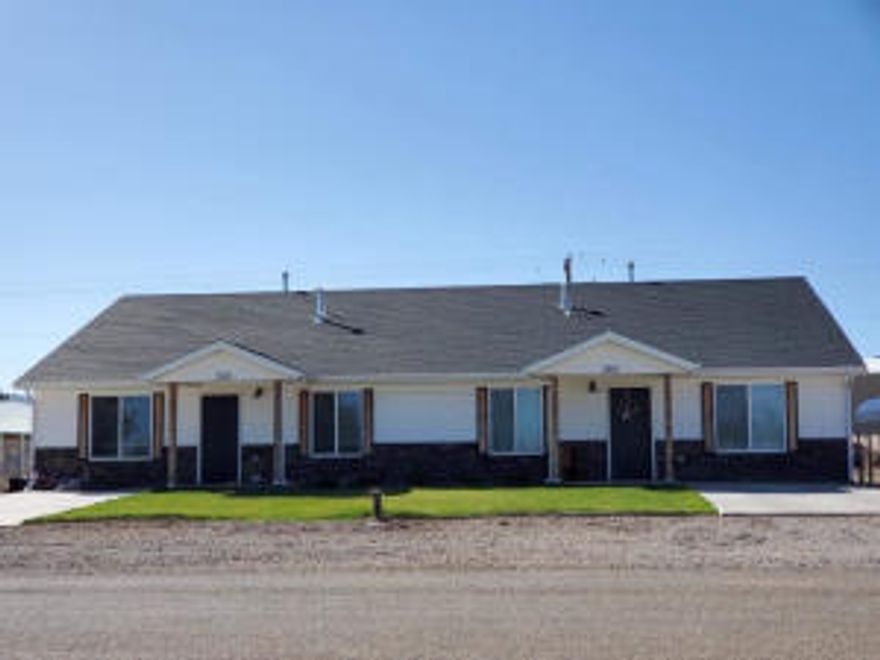 Newly built, low maintenance, quaint duplex with a great floor plan for all family types. This duplex was finished with a farmhouse look, white exterior, granite counter tops throughout, white cabinets, laundry closet, open floor plan, and LVP glue down flooring that is easy to maintain and sanitize. NO CARPET. Landscaped yard with sprinkler system in both the front and back yard. Shed for lawncare.

When showing, we need at least 24 hours notice to set up a showing with tenants.

Duplex to be sold as a pair with listing #24-252764.  Open to selling separate with the right price.
Owner Agent