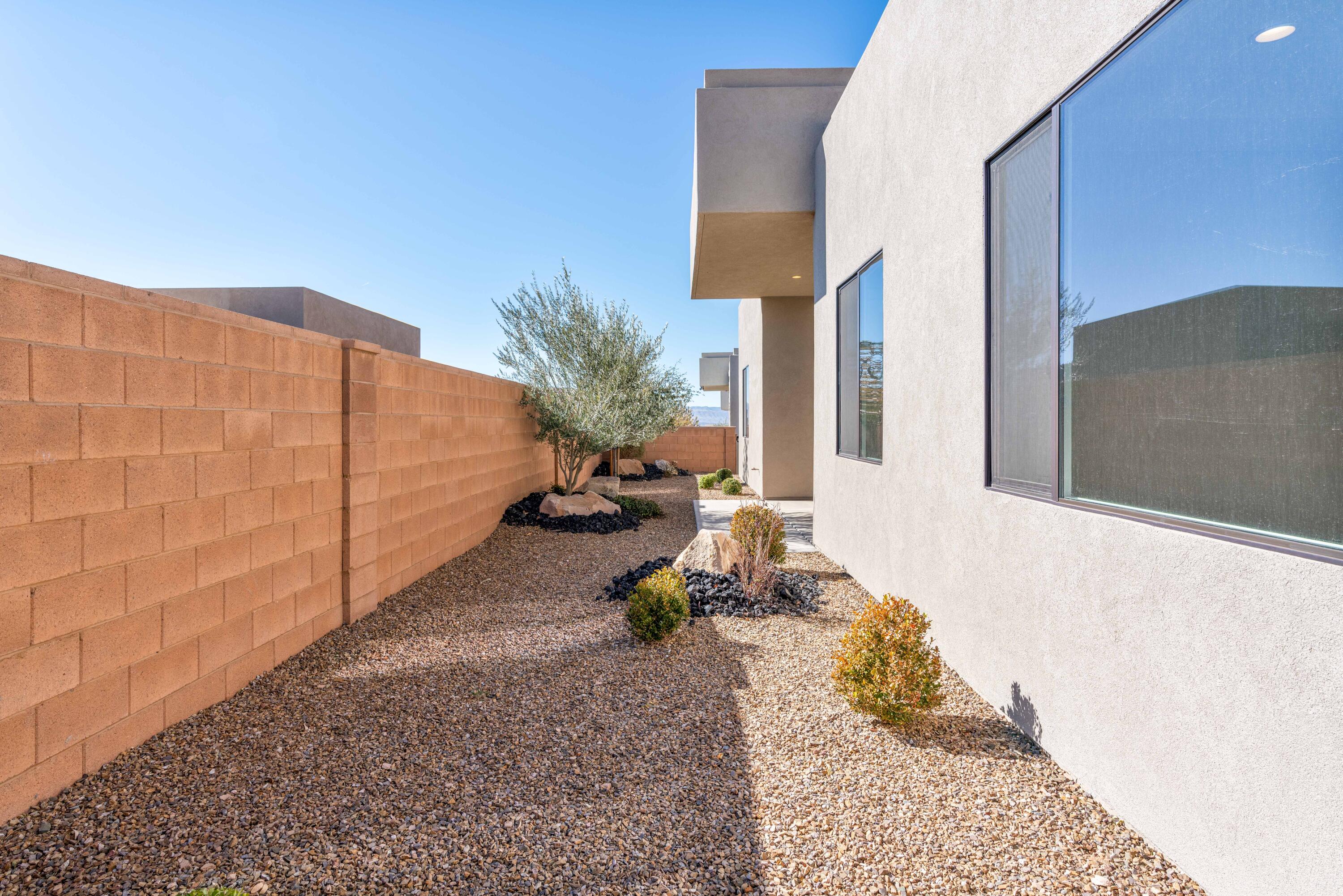 LEDGES OF ST GEORGE POCKET MESA - Residential