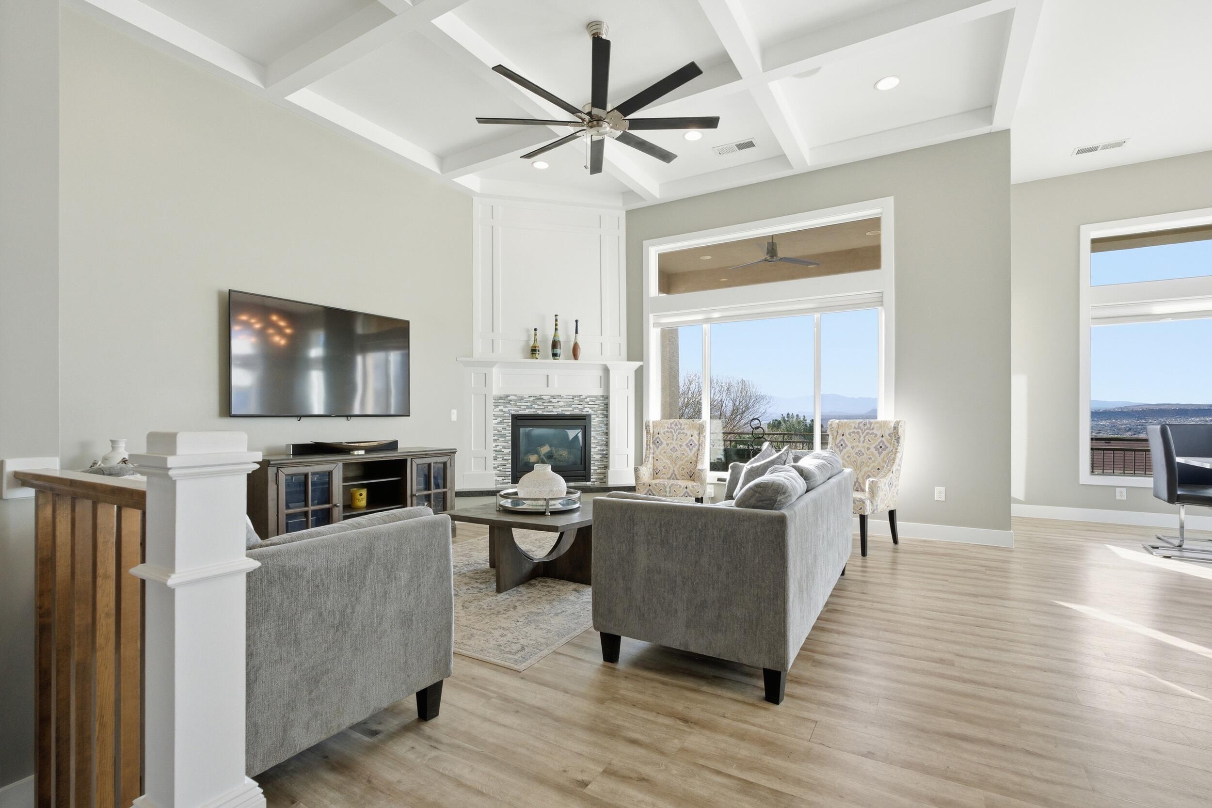 MAJESTIC SUNSET - Residential