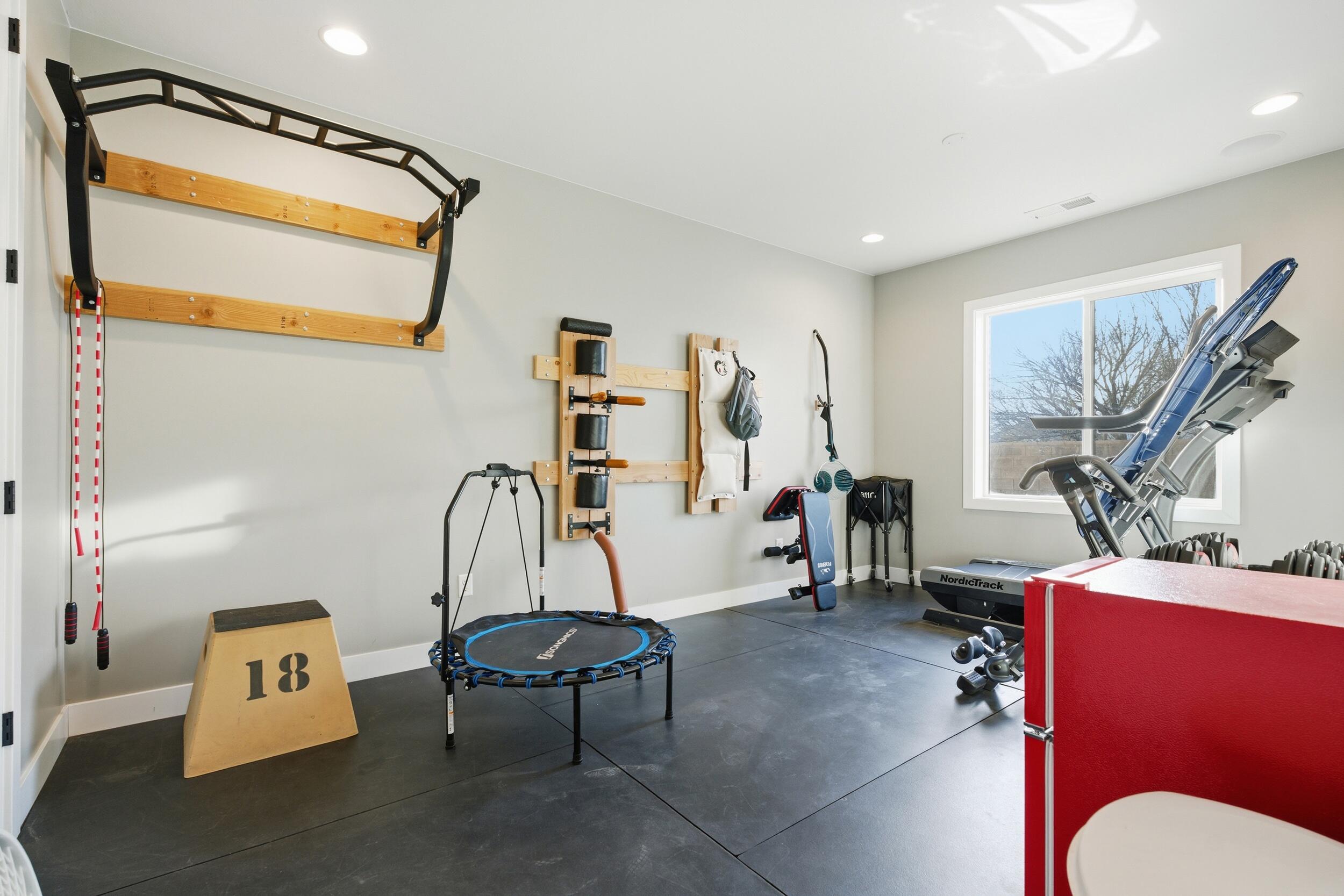 MAJESTIC SUNSET - Residential