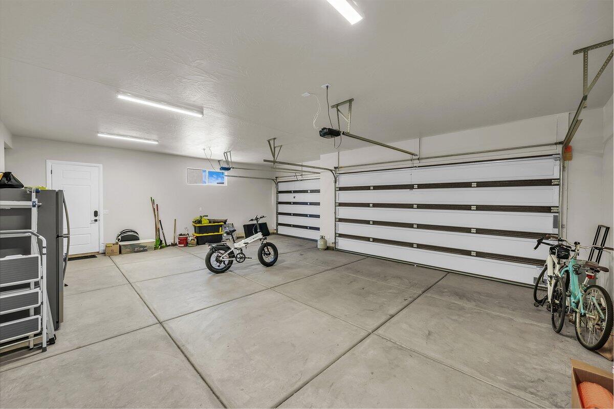 LEDGES OF ST GEORGE WHITE ROCKS - Residential