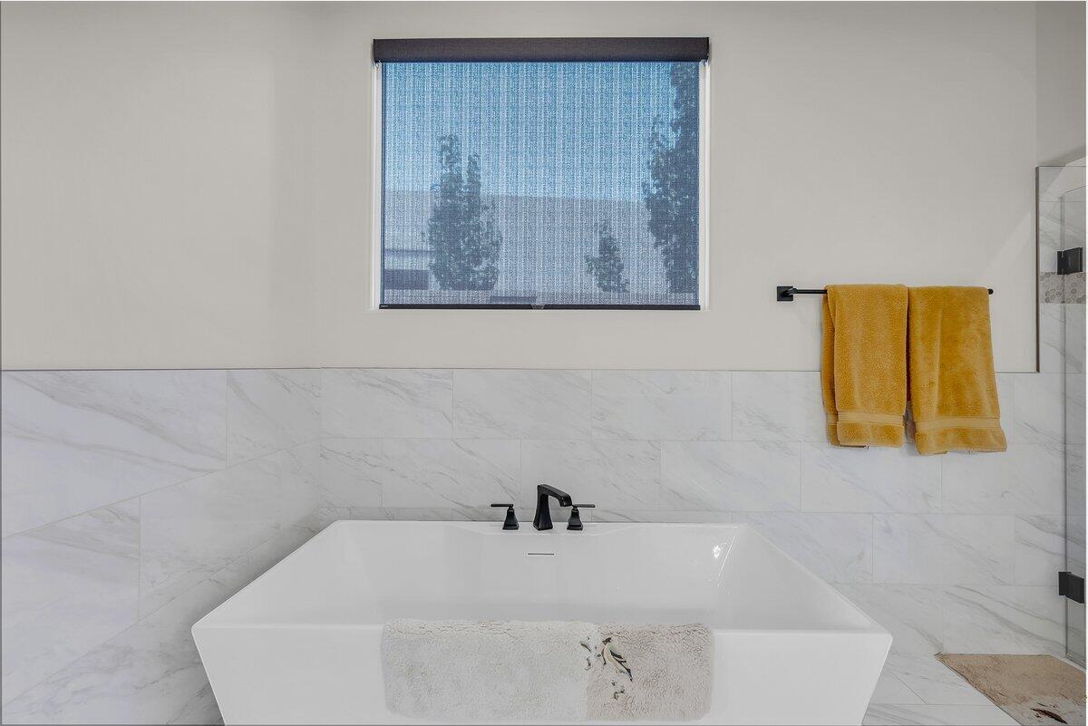 LEDGES OF ST GEORGE WHITE ROCKS - Residential