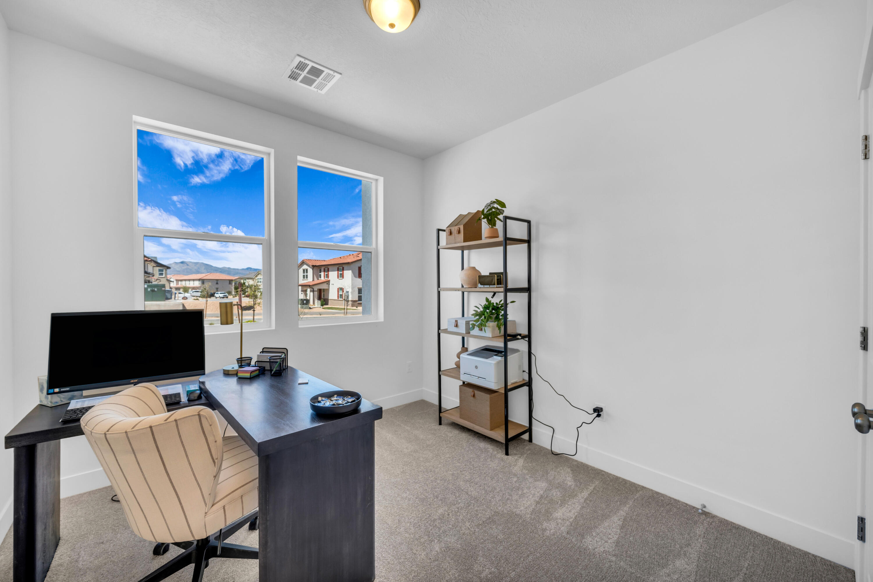 AUBURN HILLS - Residential