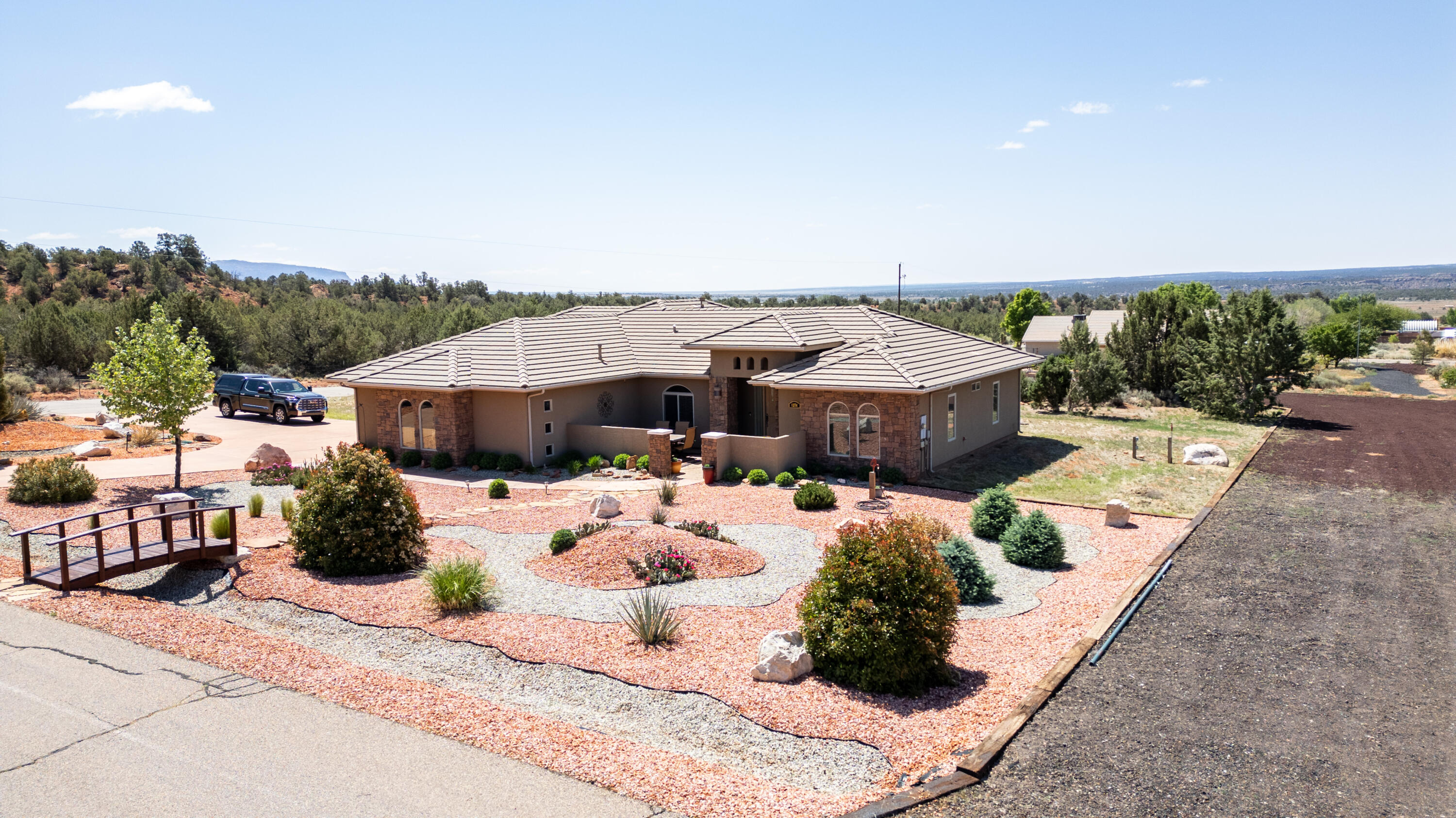 SOUTH ZION ESTATES - Residential