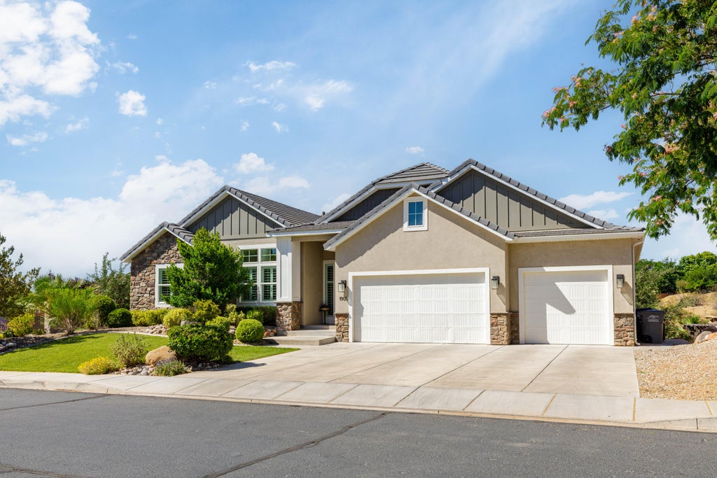Photo of 1905 W Pikes CIR, Saint George, UT 84770 (MLS # 26-273244)