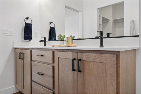 Tiny photo for 1098 W Albertine LN, Saint George, UT 84790 (MLS # 26-277021)