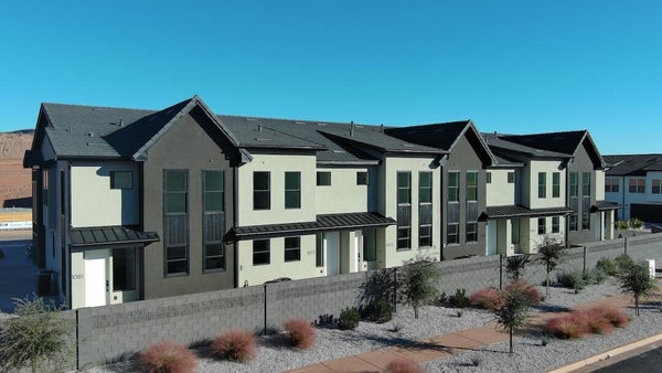 1098 W ALBERTINE LN, SAINT GEORGE, UT 84770 - Image f6cee35dc8a67f9ca14fc9232c7e588f/3233384299