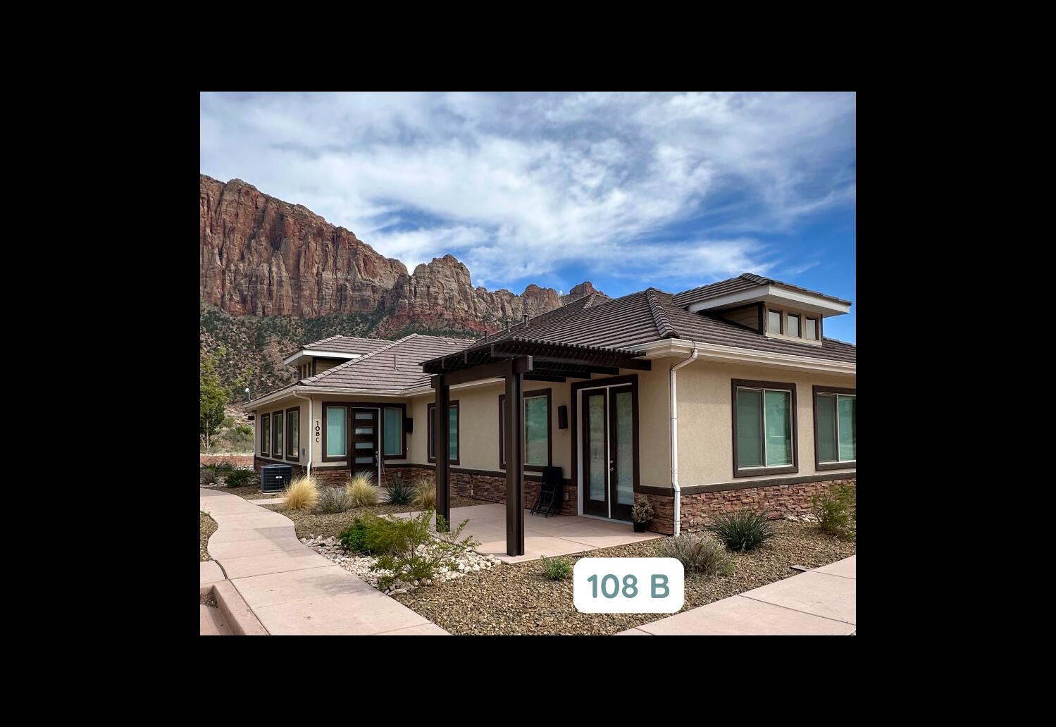 MOENAVE CONDO - Residential